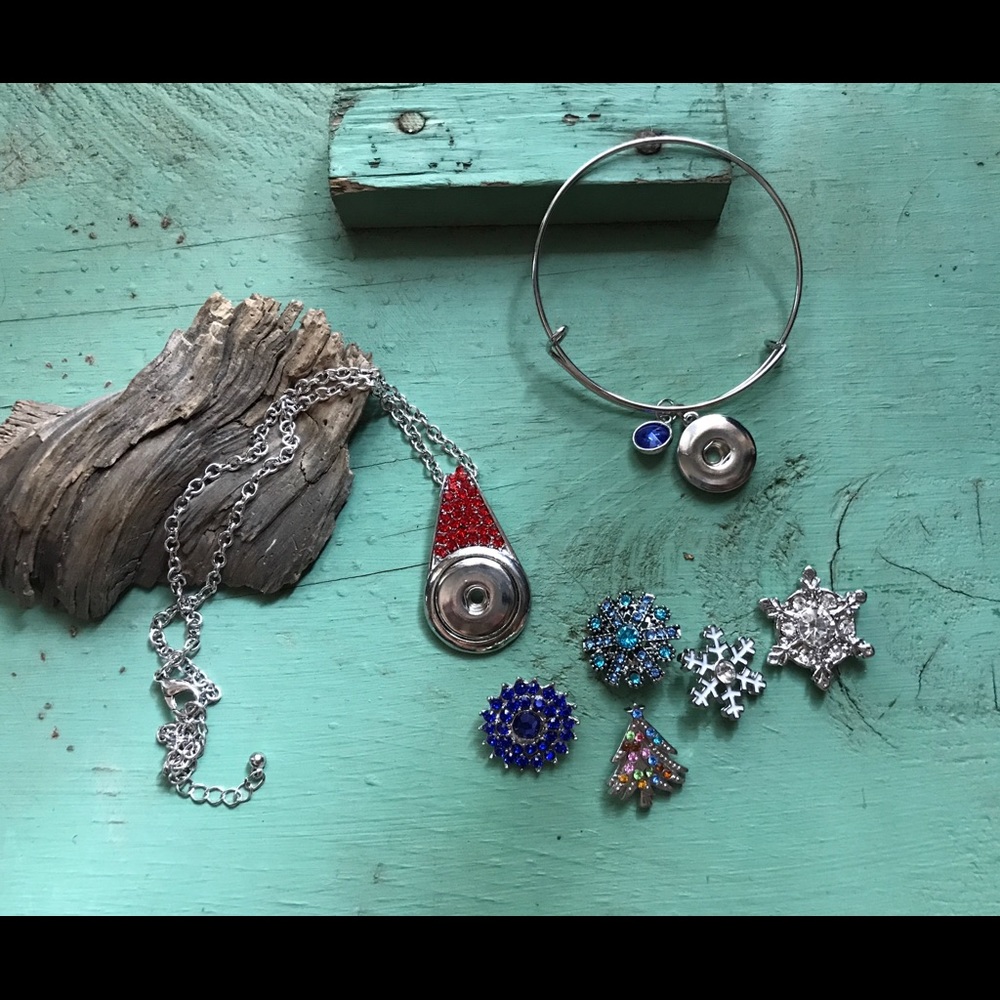 Winter snap charm set, Christmas chunk charm, Christmas necklace, holiday charms